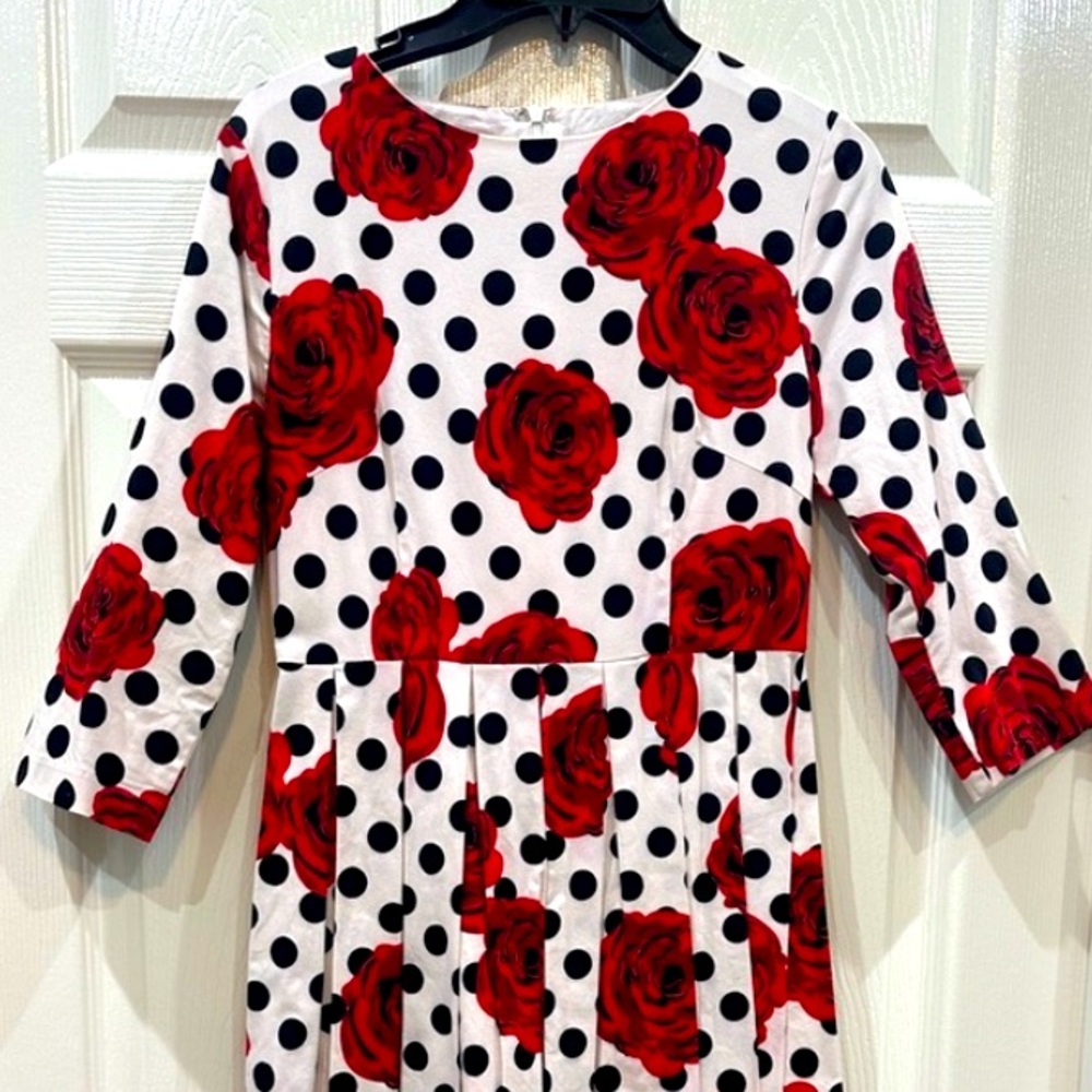 Dainty jewells dress dotted with flowers dress